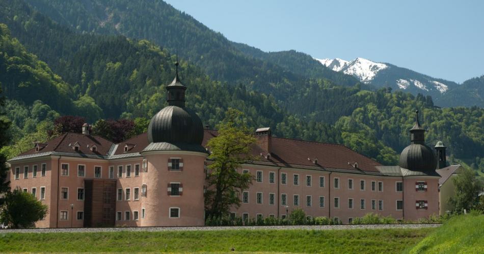 LLA Rotholz_Schulgebäude